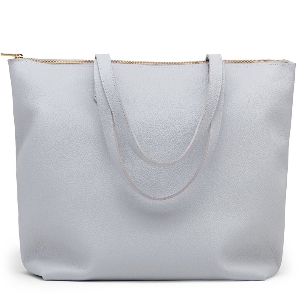 Cuyana Classic Leather Zipper Tote USED Good Condition